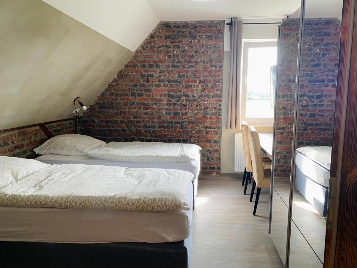 Phoenix Apartments - Monteurwohnung Mit Riesiger Parkflaeche Μπίλεφελντ Εξωτερικό φωτογραφία