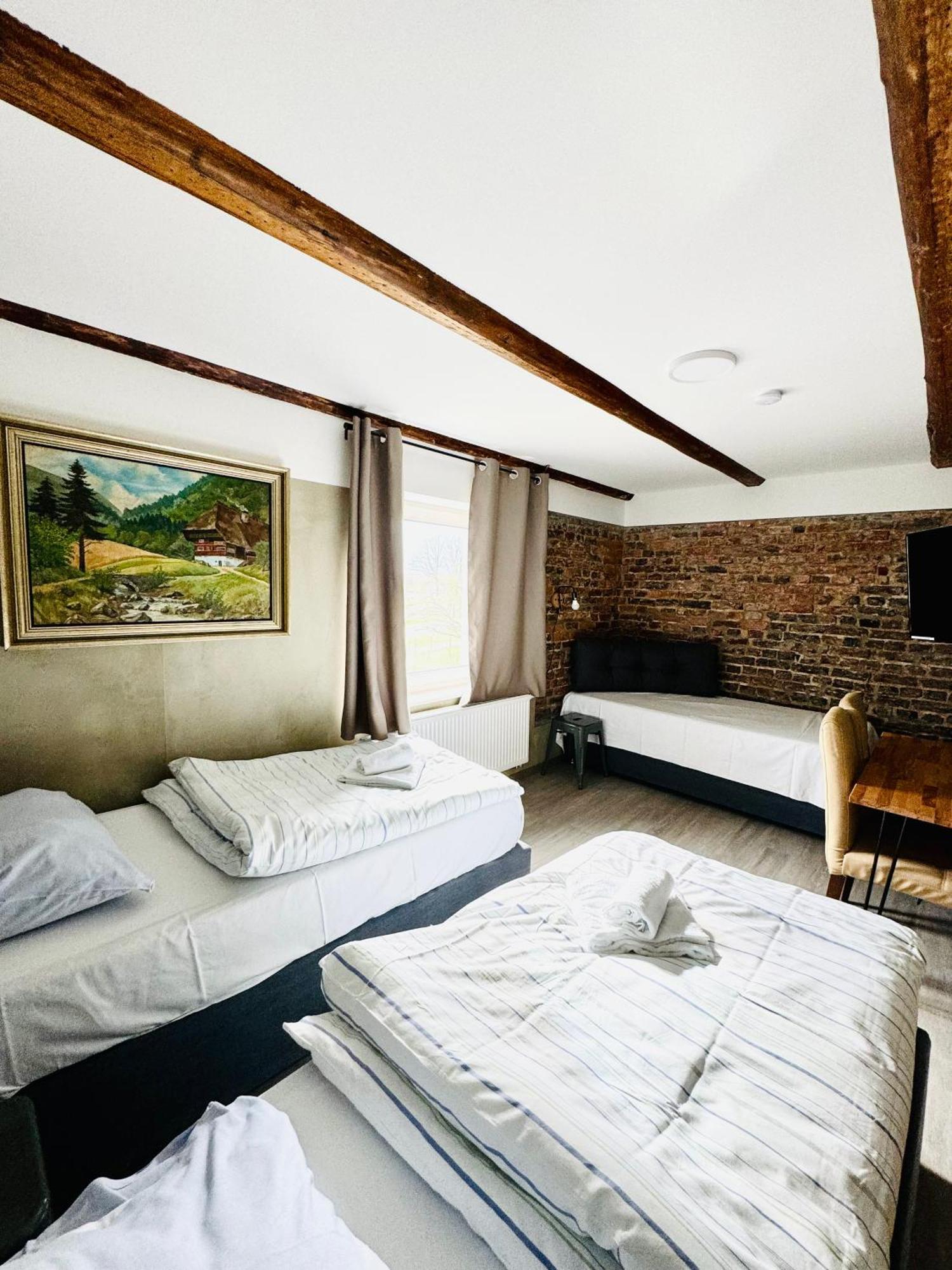 Phoenix Apartments - Monteurwohnung Mit Riesiger Parkflaeche Μπίλεφελντ Εξωτερικό φωτογραφία